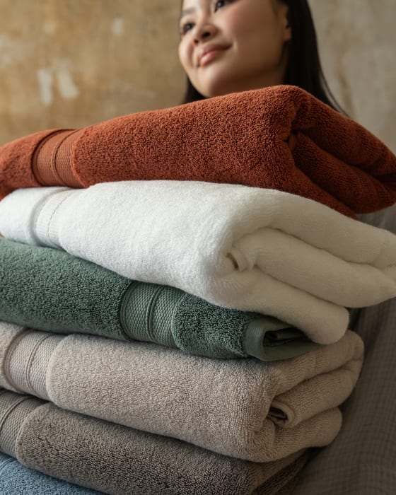 Modal Cotton Towels: Softness, Lightness, and Everyday Comfort